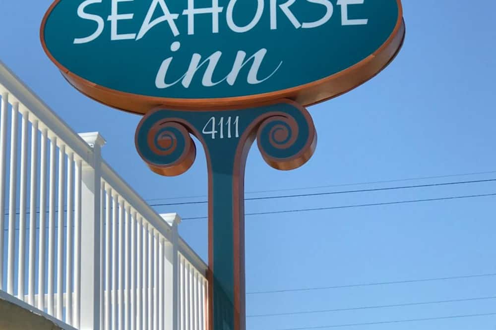 Seahorse Inn