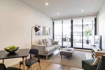 Caroline Serviced Apartments Sandringham