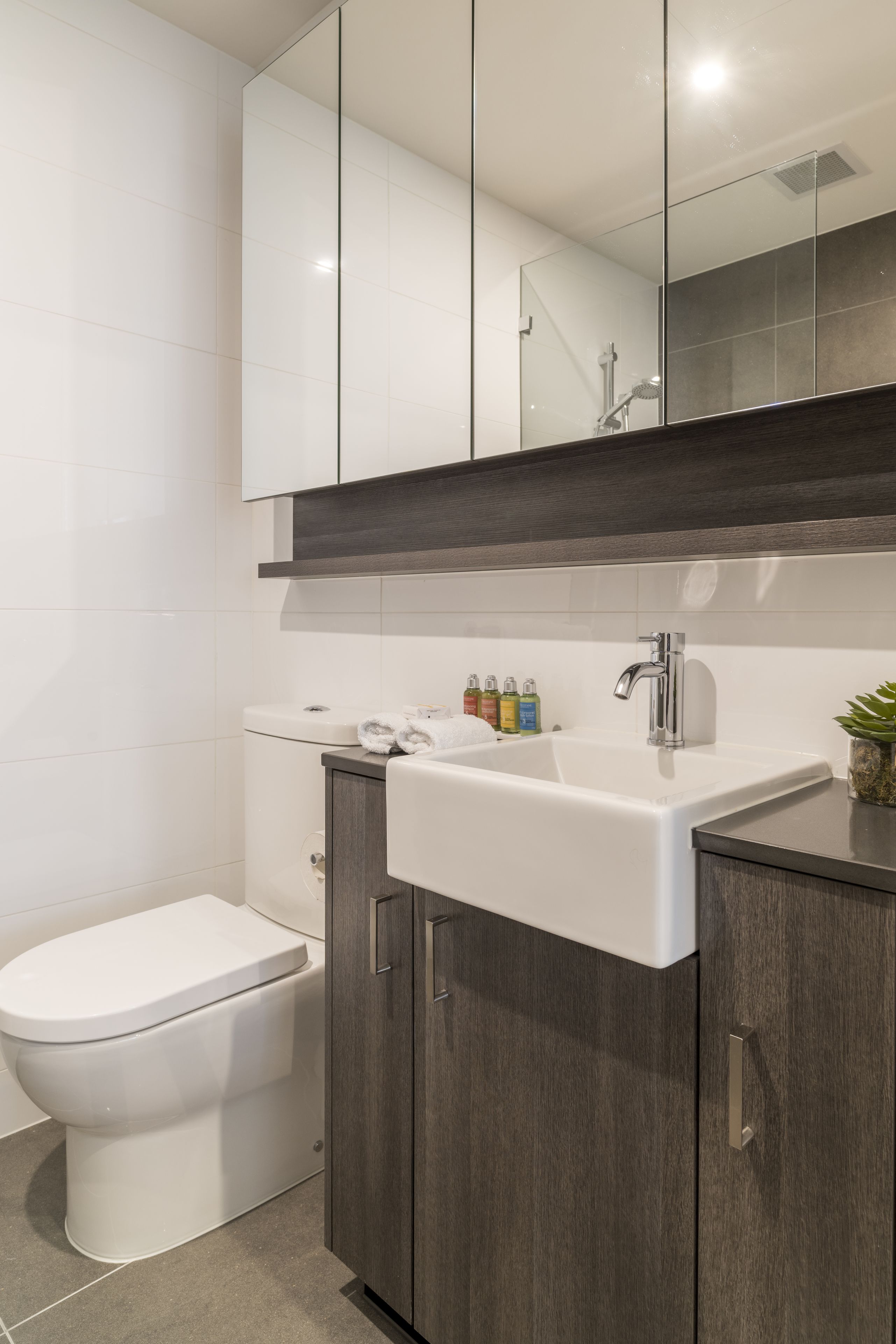 superior two bedroom apartment | bathroom | shower, free toiletries, hair dryer, towels