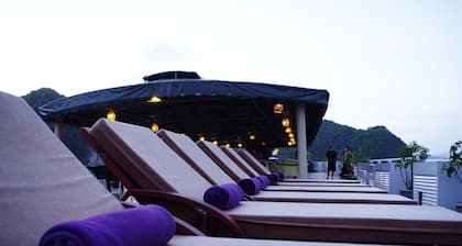 Huong Hai Sealife Cruise