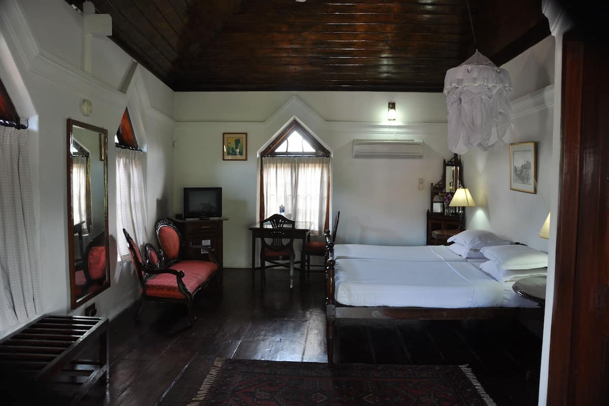 Superior Room (AC) | In-room safe, desk, blackout drapes, cribs/infant beds