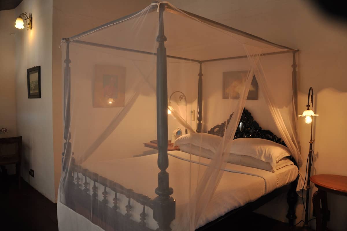 Standard Room (AC) | In-room safe, desk, blackout drapes, cribs/infant beds