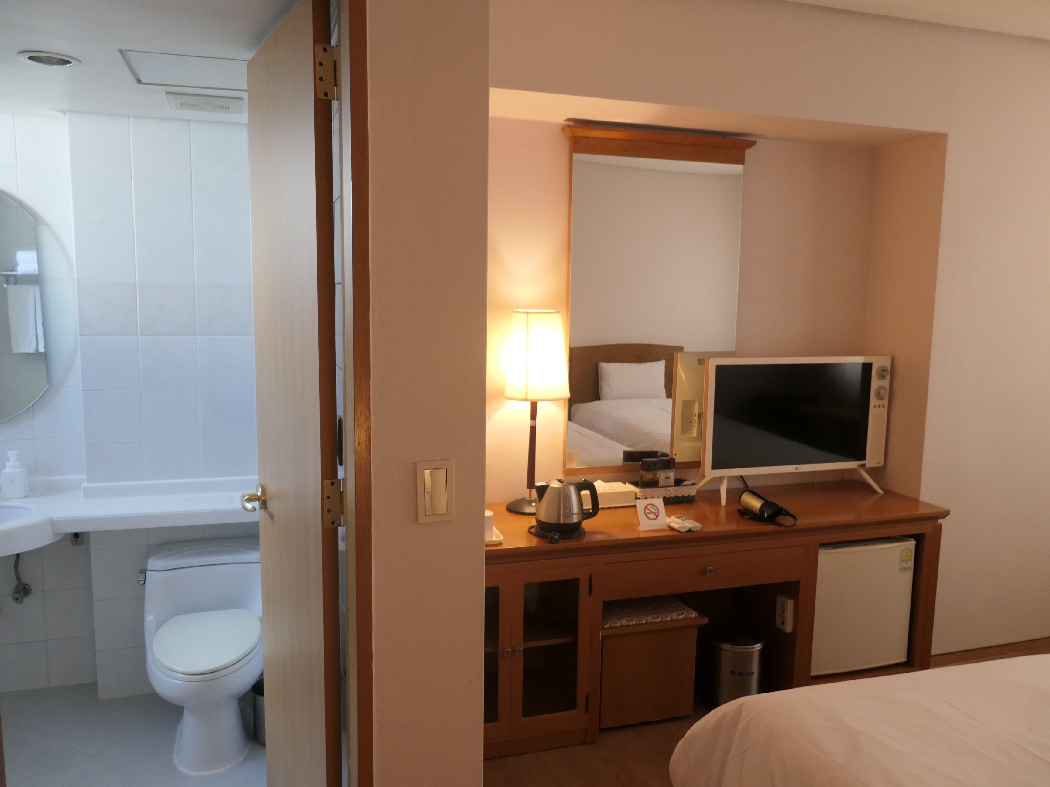 standard twin a  | 1 bedroom, free wifi, bed sheets