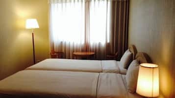 Standard Twin A | Free WiFi, bed sheets