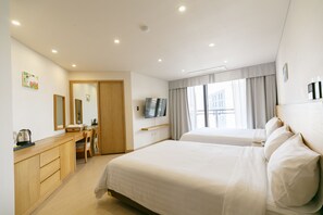 Standaard kamer, 2 tweepersoonsbedden, niet-roken, bad (Superior) | Een kluis op de kamer, verduisterende gordijnen, wifi, beddengoed