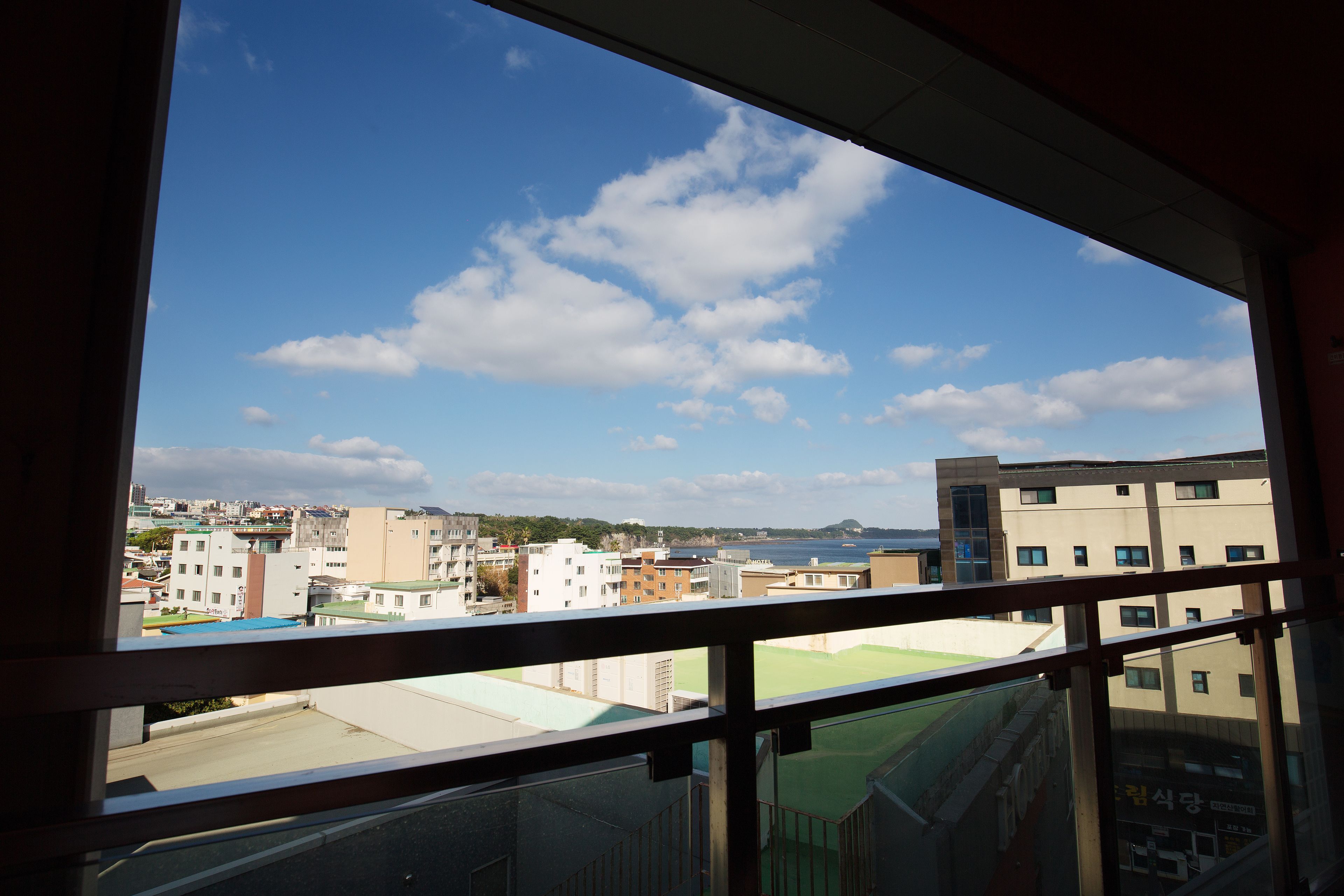 superior room (superior) | city view