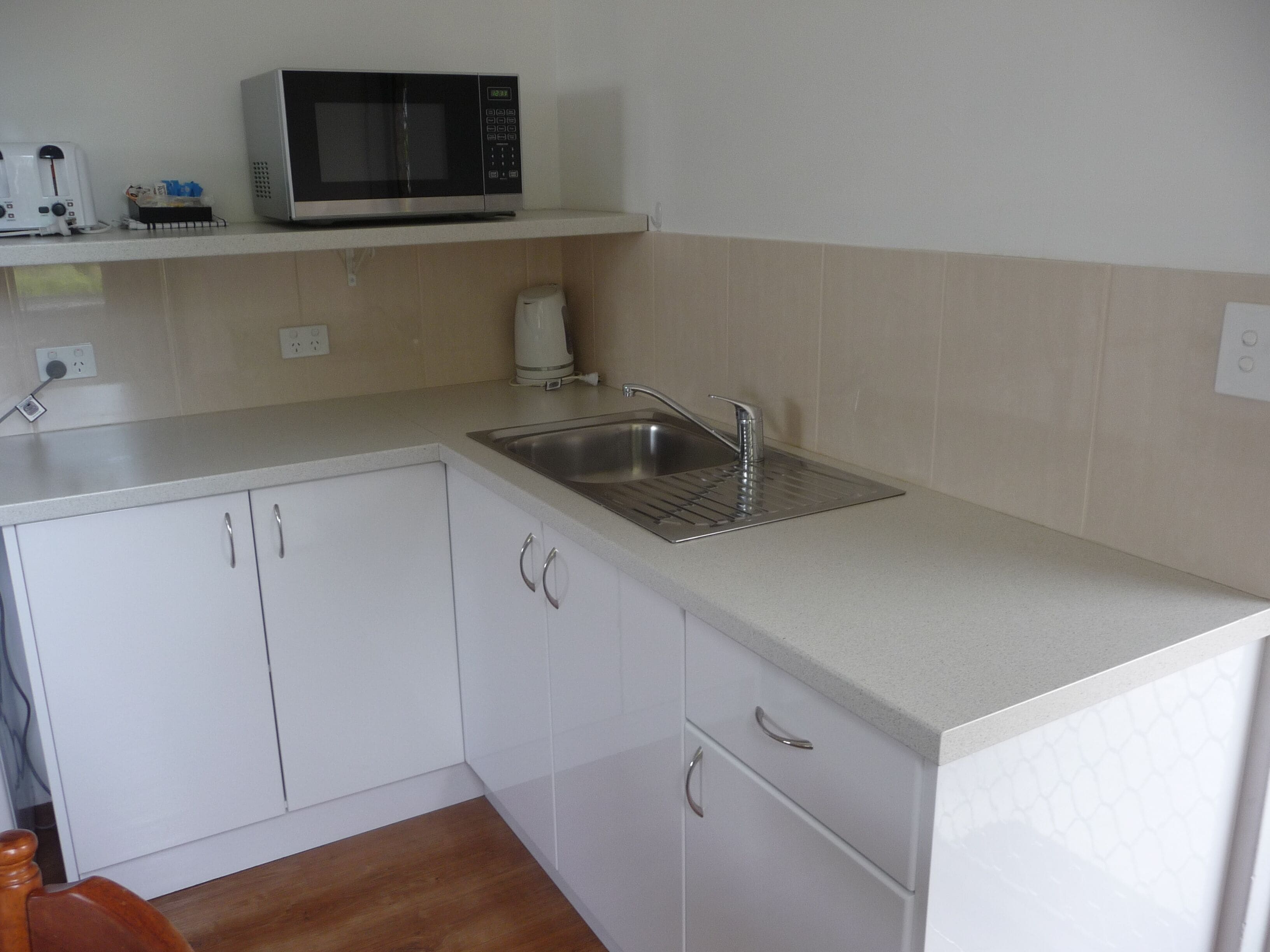 Family Single Room | Desk, laptop workspace, iron/ironing board, free WiFi