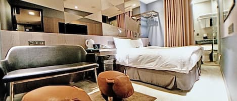 Down duvets, free minibar, in-room safe, iron/ironing board