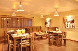 Free daily self-serve breakfast - Happy Days Guest House (La Gaulette)