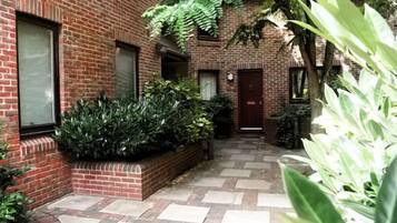 Apartment, 2 Bedrooms (The Courtyard Penthouse) | Terrace/patio