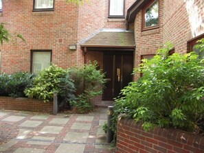 Appartement, 2 chambres (The Courtyard 2) | Terrasse/Patio