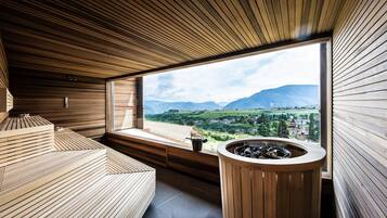 Badstue, tyrkisk bad/hamam, 1 behandlingsrom og manikyr og pedikyr