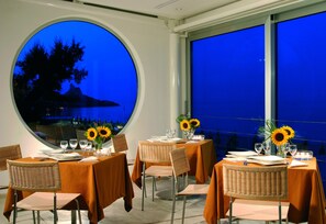 Dining - Amyclae (Sperlonga)