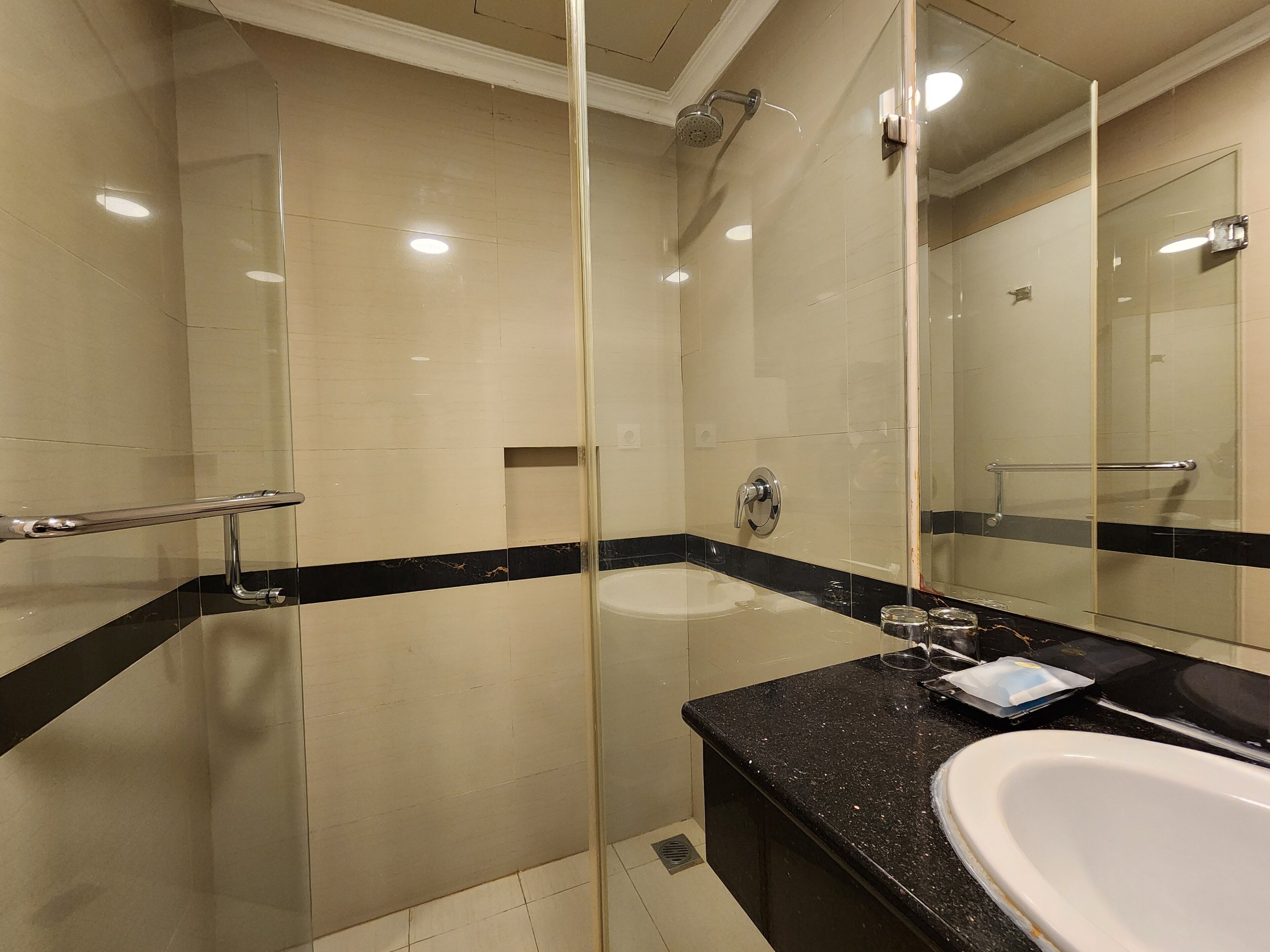 Foto - Grand Paragon Hotel