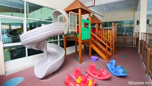 Children's play area - indoor - THE Arena Country Club (Singapore)