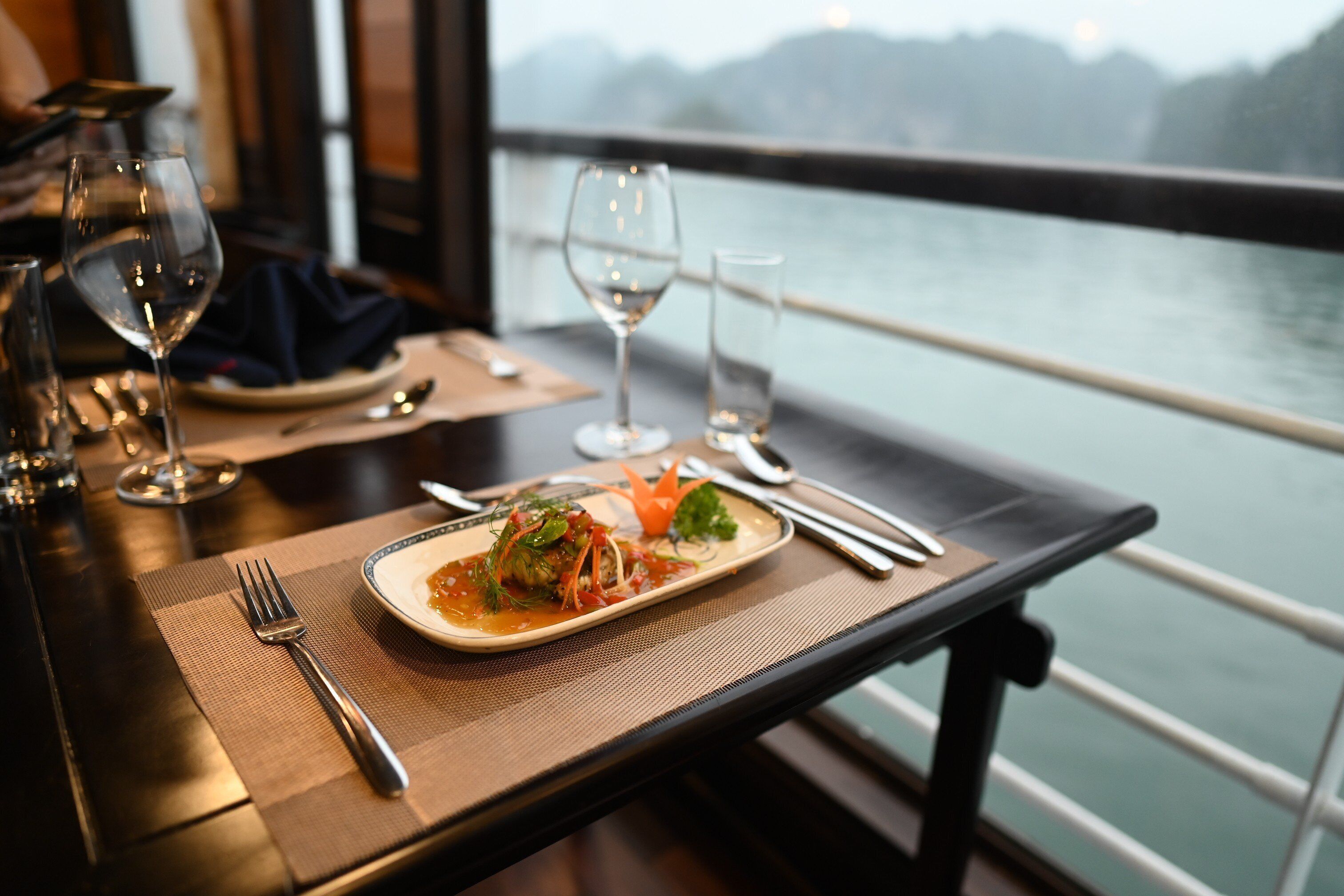 Frokost, lunsj og middag serveres, vietnamesiske retter 