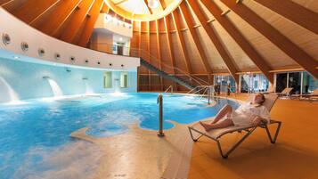 Indoor pool, outdoor pool