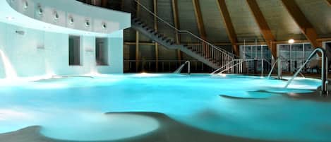 Indoor pool, outdoor pool