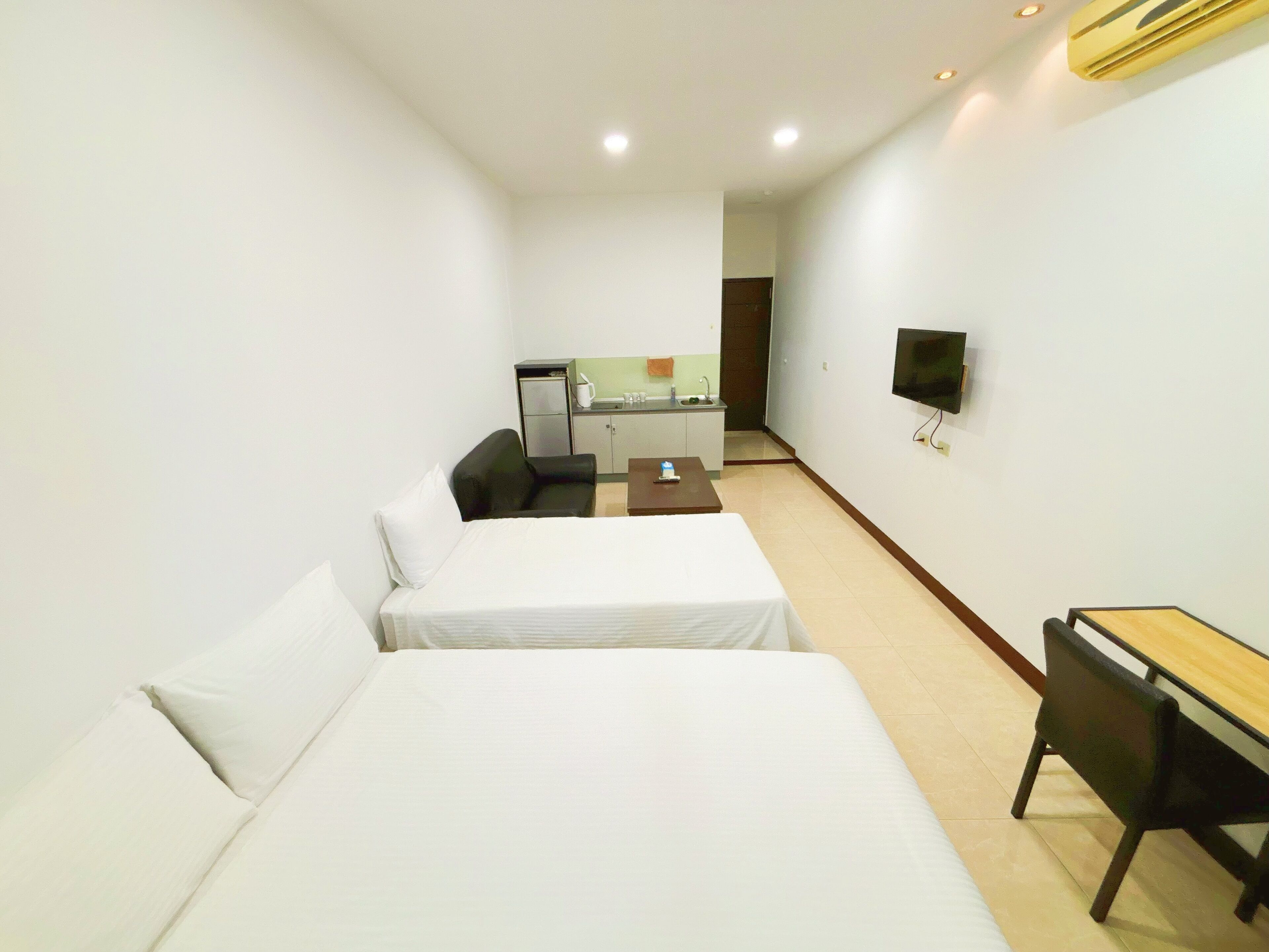 classic triple room | individually furnished, blackout curtains, iron/ironing board, free wifi