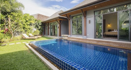 Saiyuan Estate by TropicLook