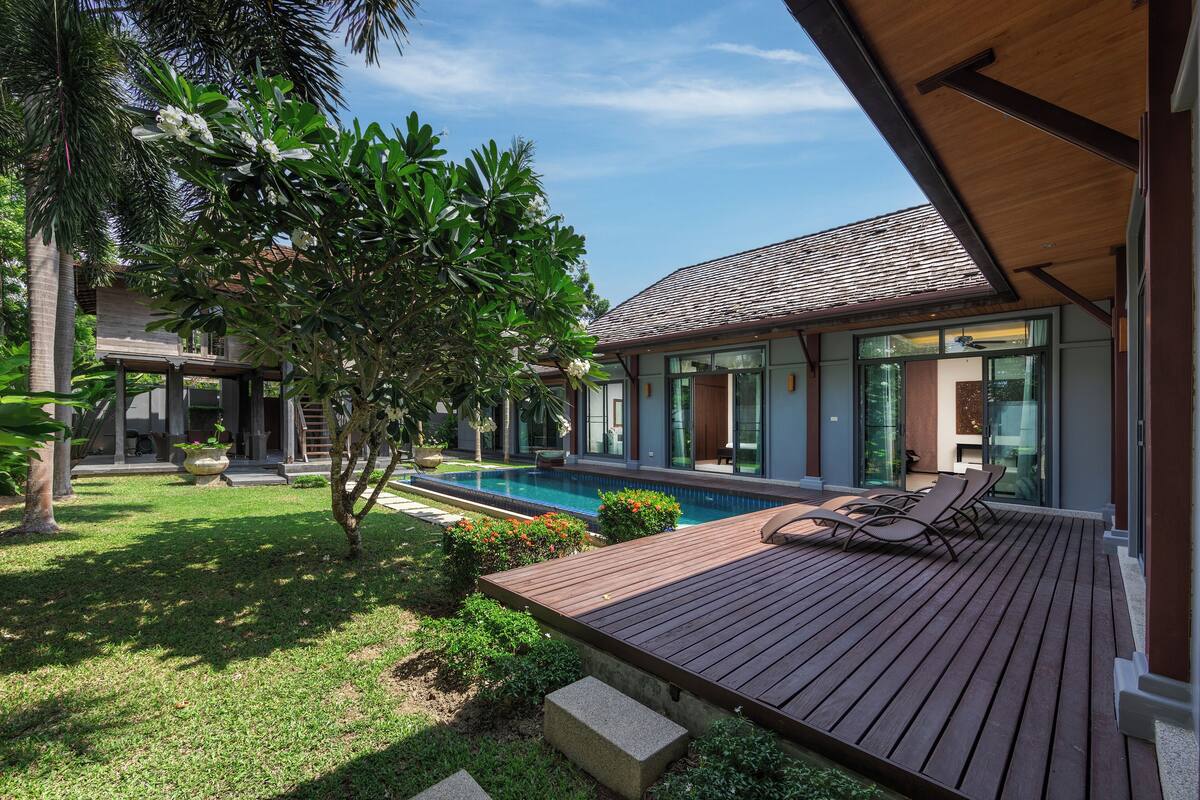 Villa – deluxe, 3 soverom, privat basseng, bassengutsikt | Safe på rommet, skrivebord, strykejern/-brett og wi-fi (inkludert)
