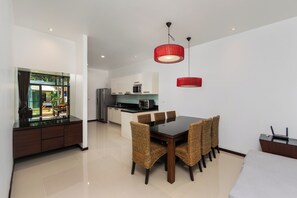 Villa Exclusive, 3 chambres, piscine privée, vue piscine | Coin séjour