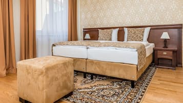 Standardværelse med dobbeltseng eller 2 enkeltsenge | Mørklægningsgardiner, gratis Wi-Fi, sengetøj