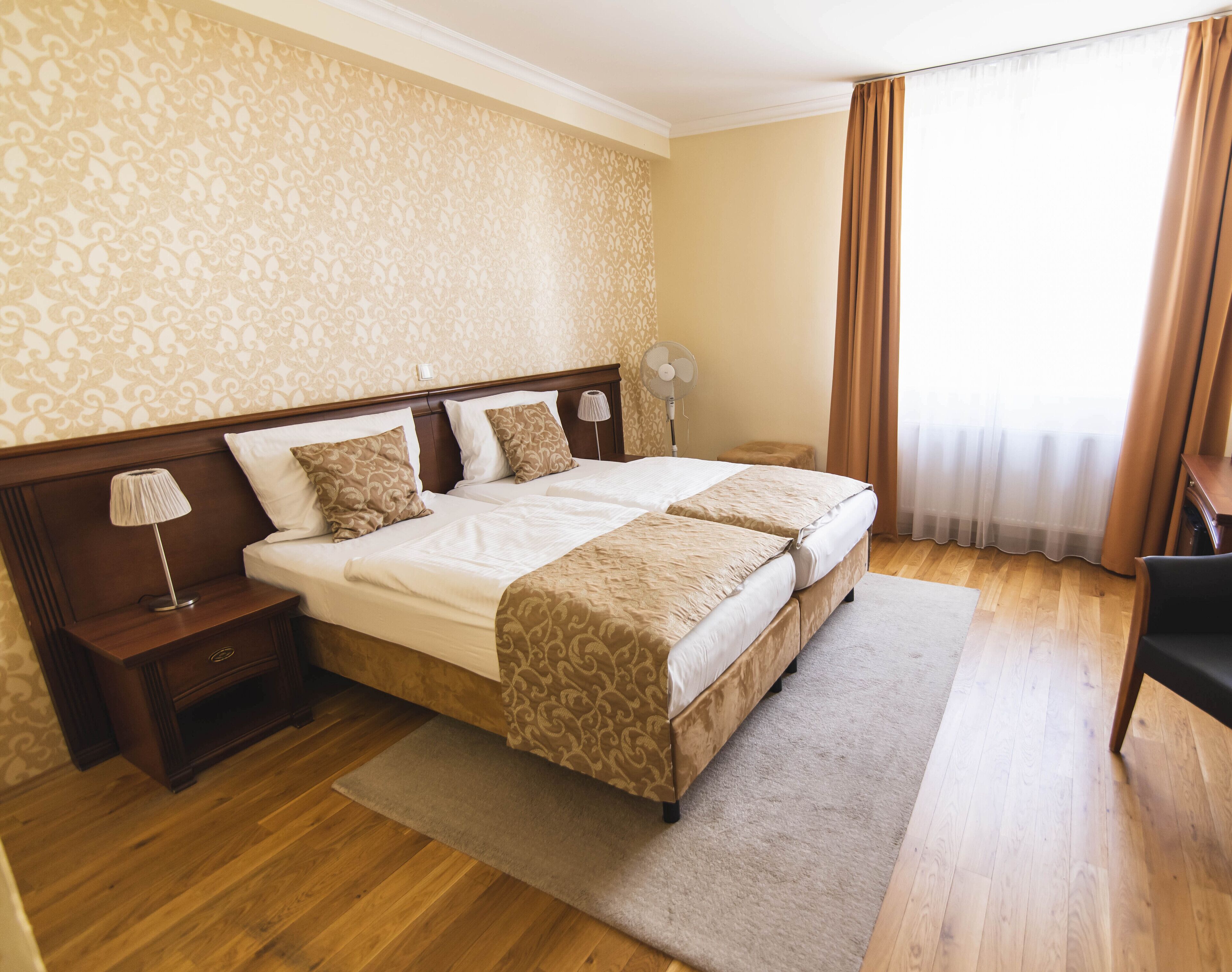 blackout curtains, free wifi, bed sheets