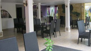 Unclassified image, 3 of 32, button - Paris Angkor Hotel (Siem Reap)