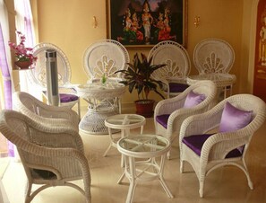 บริเวณนั่งเล่นที่ล็อบบี้