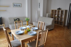 Deluxe Apartment, 2 Bedrooms, Kitchen, City View | In-room dining - Metropolis Prague Apartments (Prague)
