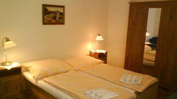 Apartment, 1 Bedroom (2 Adults) | Free WiFi