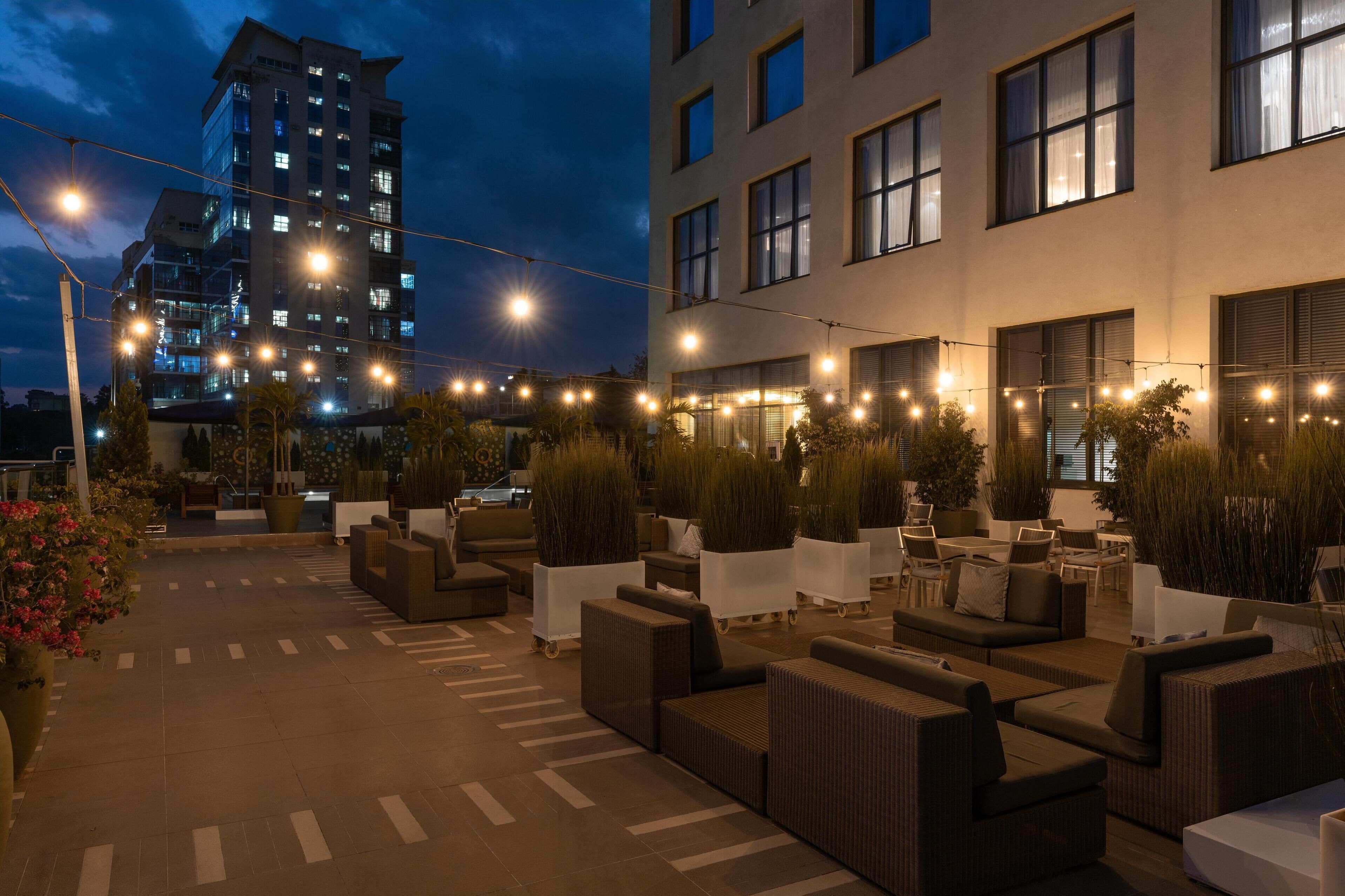 3 restaurants, breakfast, lunch, dinner served; african cuisine