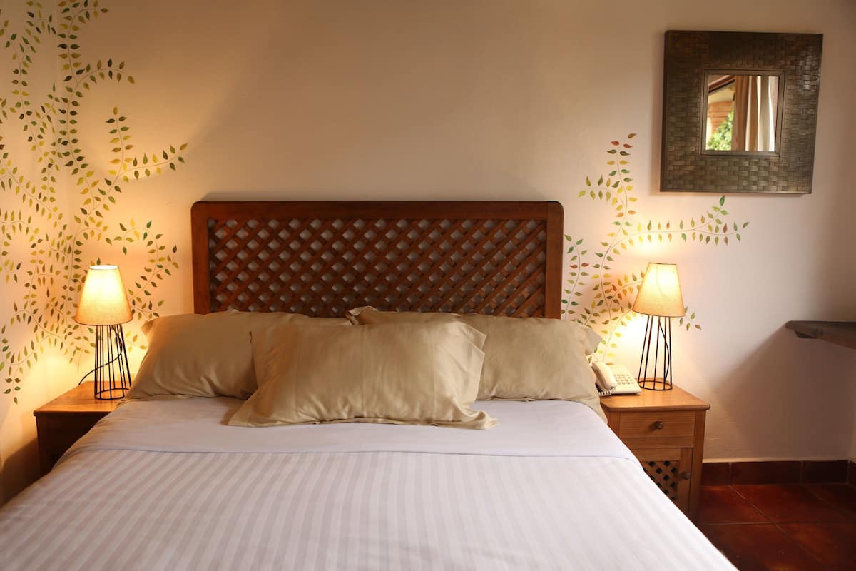 quadruple room | desk, free wifi