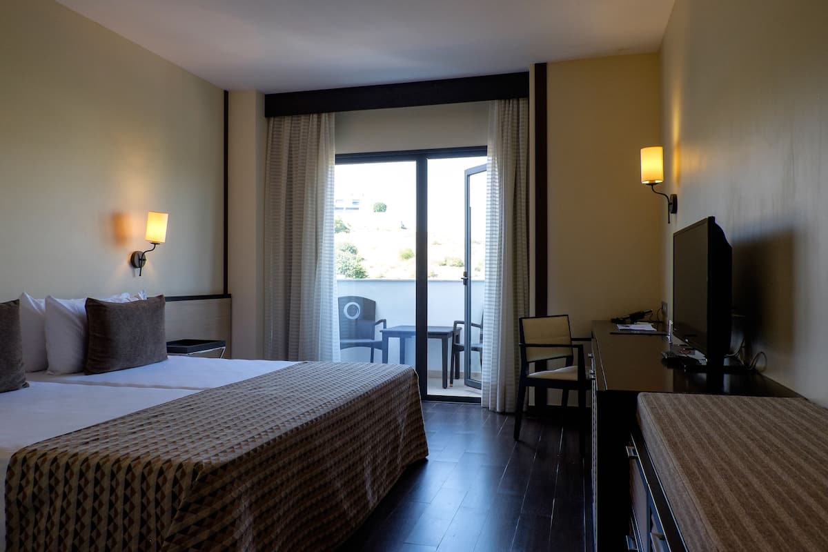 Minibar, in-room safe, desk, blackout curtains