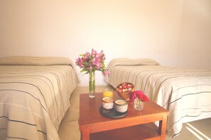Habitación cuádruple familiar | Caja fuerte y wifi gratis