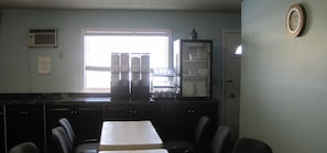 Restaurant - Stars Inn & Suites Building B (Fort Saskatchewan)
