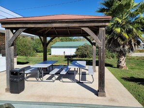 Aire de pique-nique/barbecue