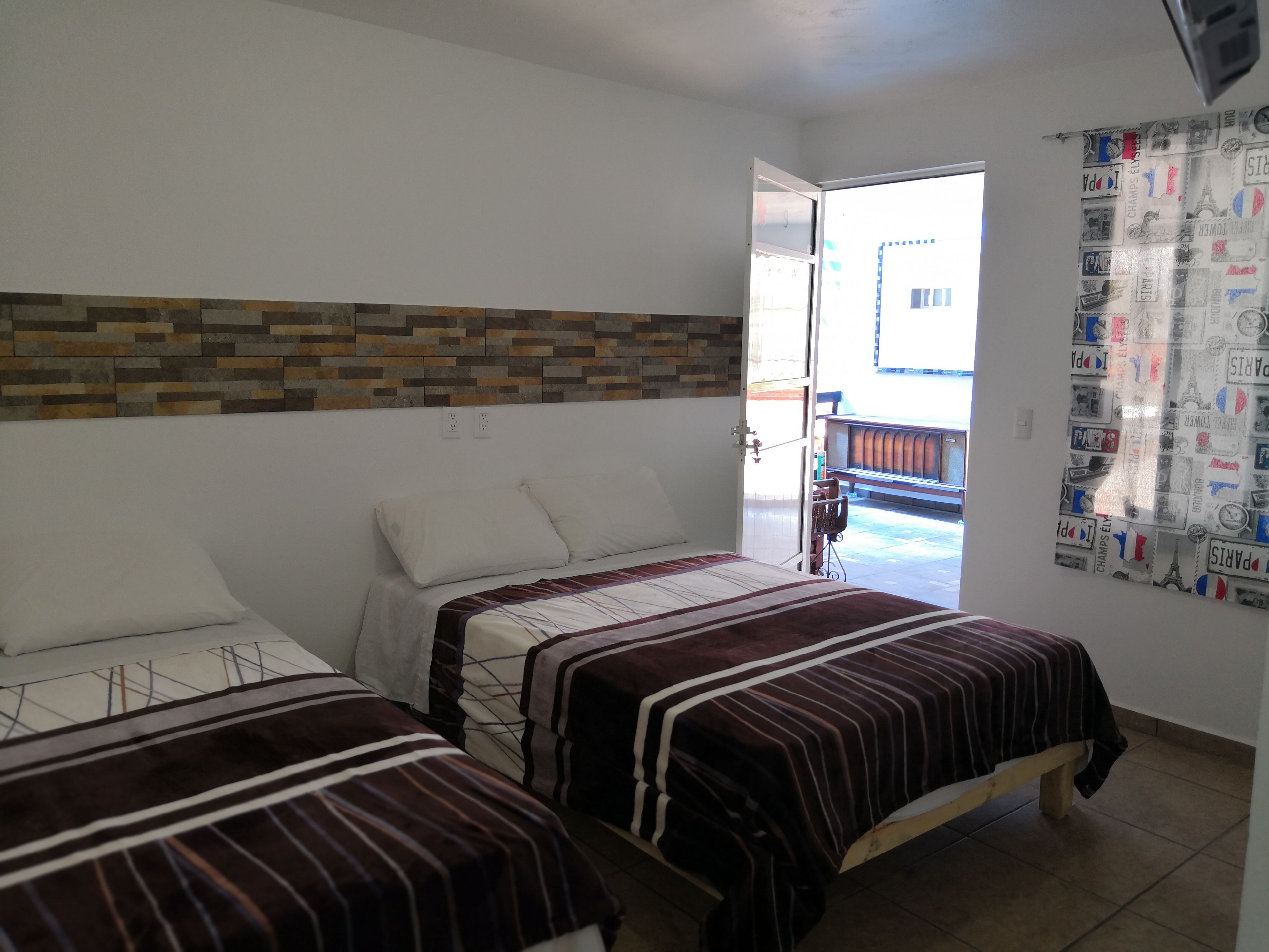 Photo - Hostal Maple