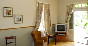 Villa, 3 Bedrooms | Living area - Lucille Residence Cbay (Willemstad)