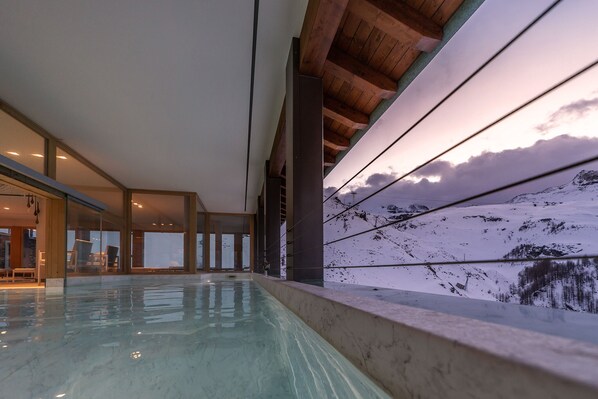 Sauna, Whirlpool, Körperbehandlungen, Gesichtsbehandlungen