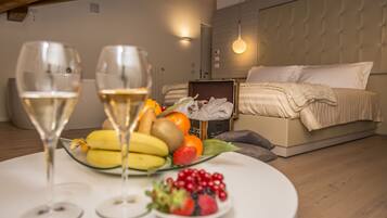 Junior-Suite, 1 Schlafzimmer, Badewanne, Bergblick