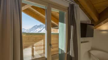 Suite familiare, 1 camera da letto, sauna (Accesso SPA) | 1 camera, biancheria da letto di alta qualità, minibar