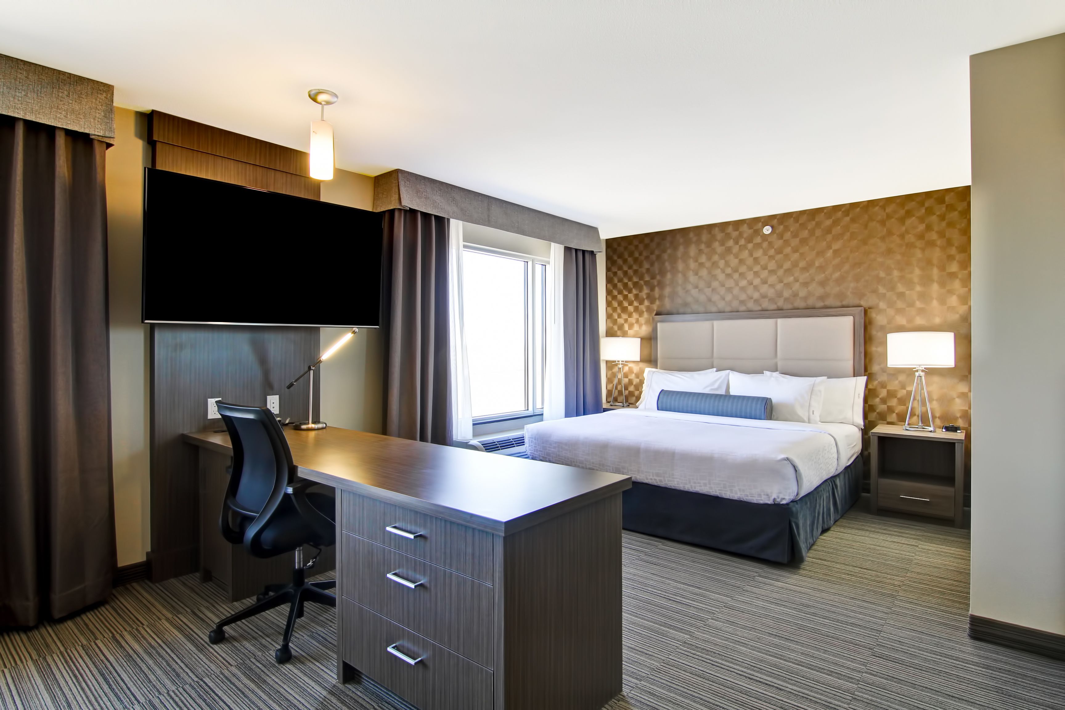 room, 1 king bed, kitchenette | desk, laptop workspace, blackout curtains, iron/ironing board