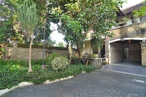 Appartement, 2 chambres | Balcon