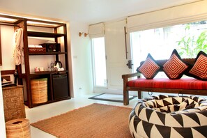 Island Family Villa | Vardagsrum | LCD-tv och dvd-spelare