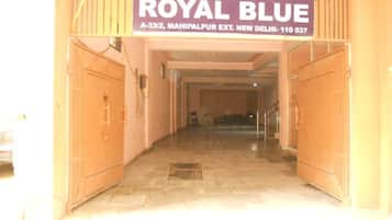 Pintu masuk hartanah