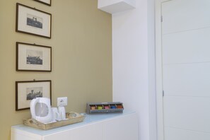 Premium bedding, minibar, in-room safe, individually decorated - Al Parco Verde B&B (Sorrento)