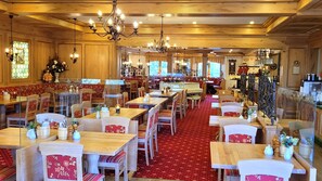 Restaurant - Hotel Rebstock (Baden-Baden)