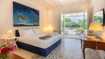 Camera Deluxe | Biancheria da letto di alta qualità, copriletto in piuma, minibar